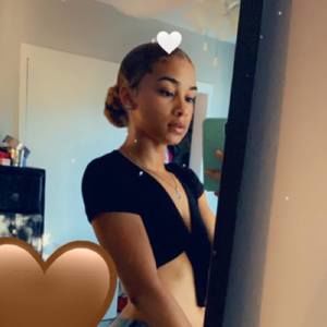 Meet your Posher, Briana